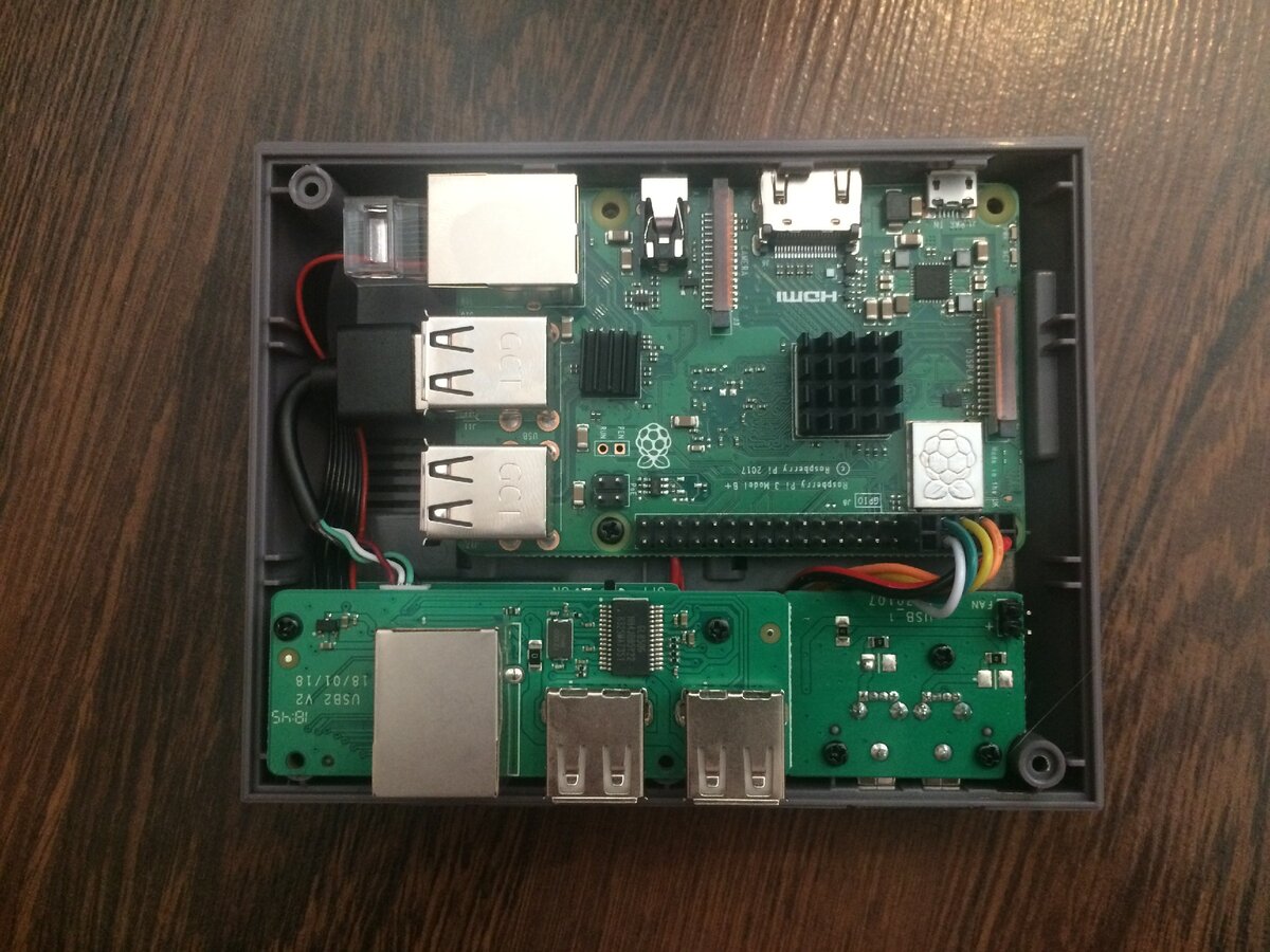 Установка Raspbery Pi3 в корпус приставки