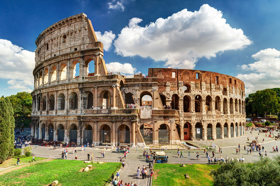 Развалины Колизея в Риме.  Фото: italyme.ru