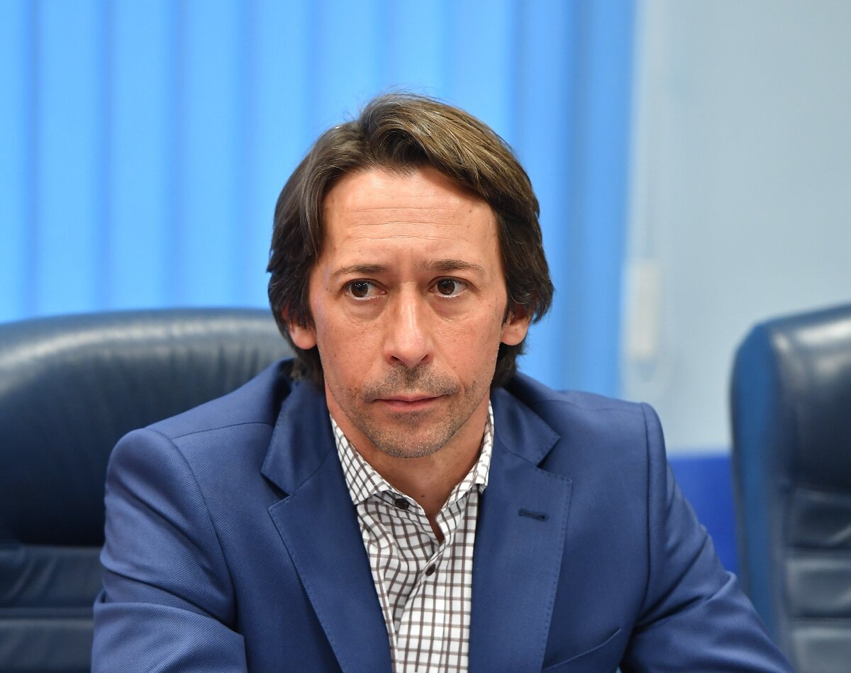 Андрей Колочинский