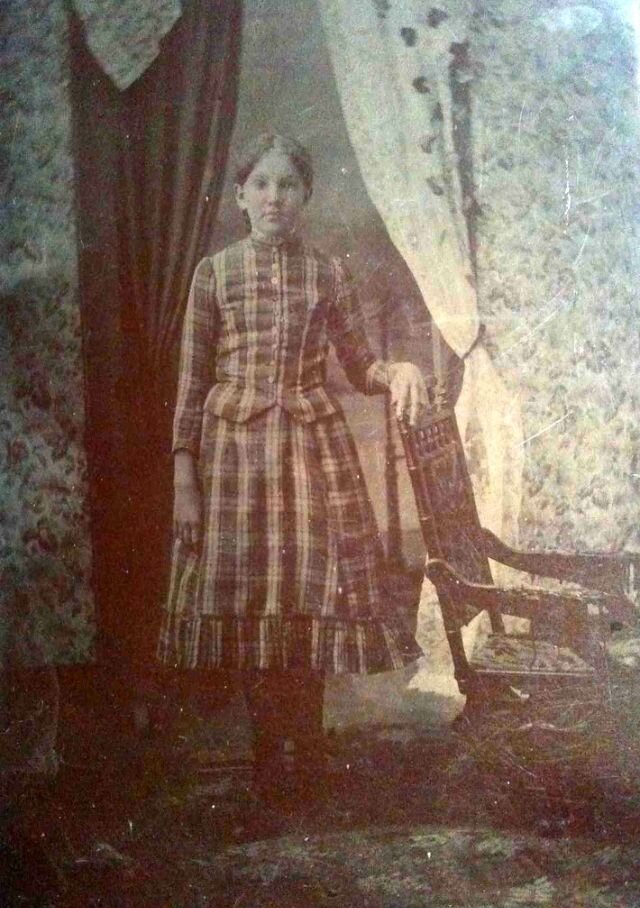 Взади подставка