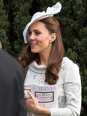 Кэтрин на свадьбе друзей семьи в Оксфордшире)