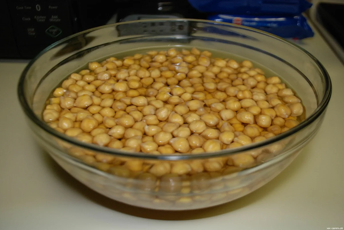 Замачивание нута.