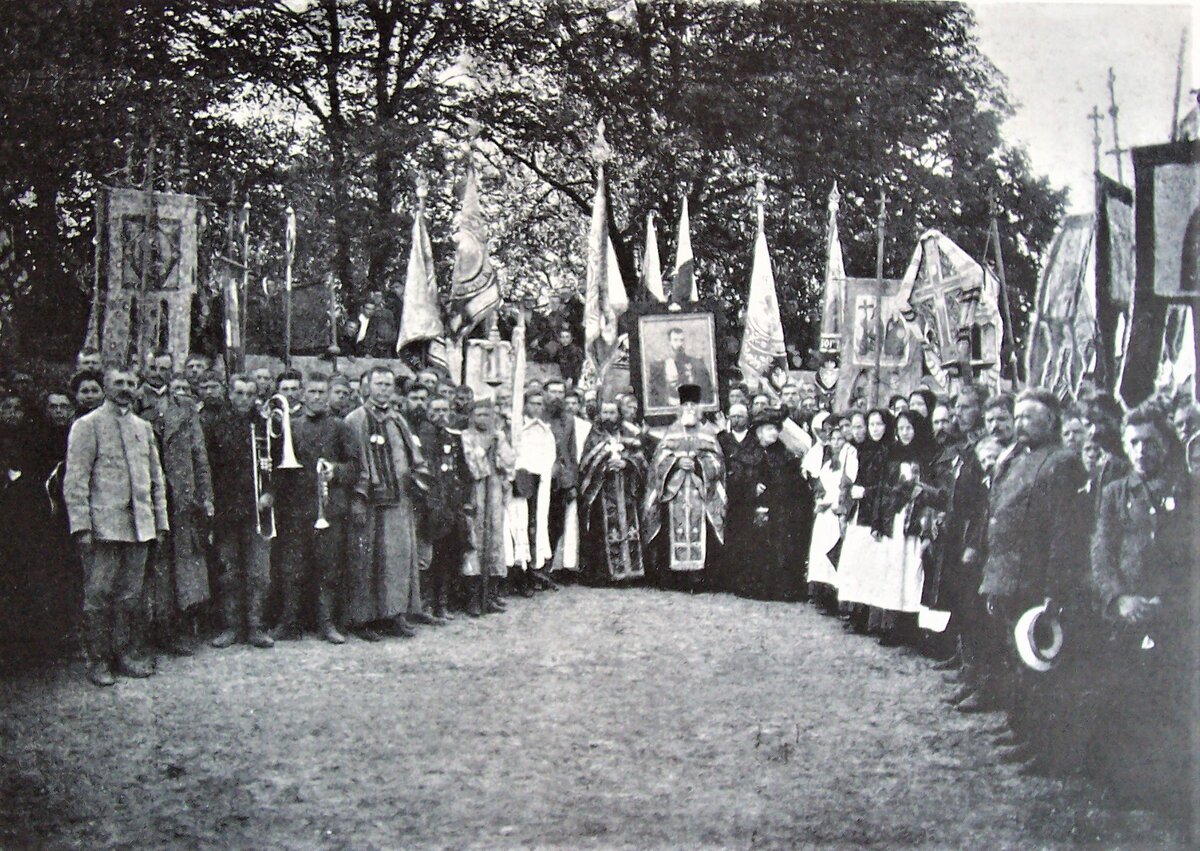 Партия черносотенцы российской империи 1905-1917. Черносотенцы революция 1917. Черносотенцы век. Черносотенцы погромы 1905. Черносотенцы фото 1905.