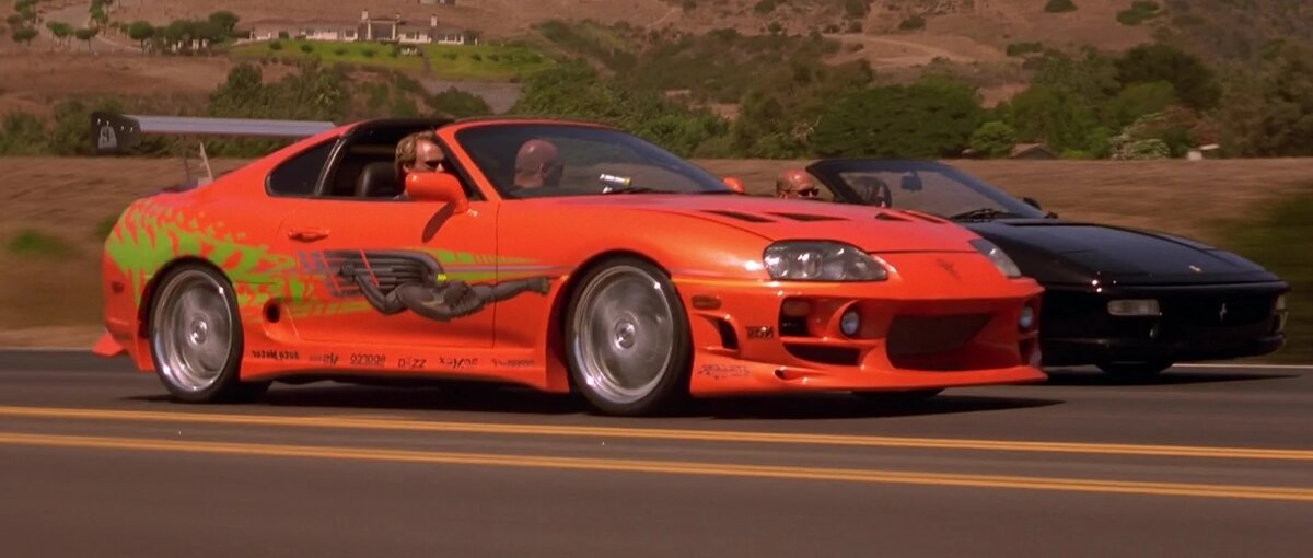 Пол Уокера в своей Toyota Supra Mk4 