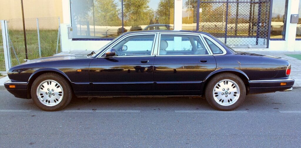 Jaguar XJ X300. Фото из личного архива