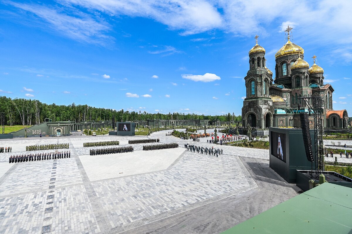 Парк патриот храм внутри