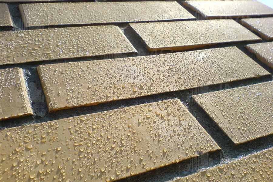 Действие гидрофобизатора на кирпиче