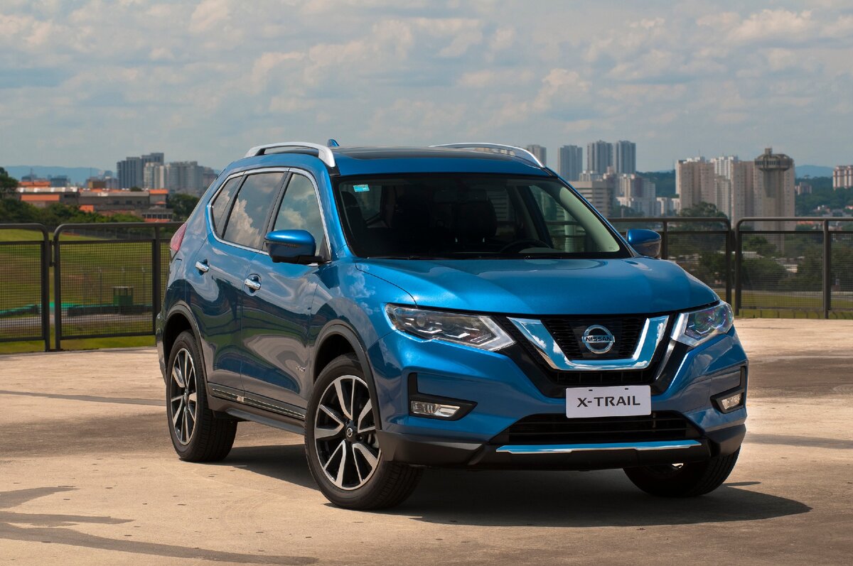 В модельном ряду Nissan четыре автомобиля: Qashqai, X-Trail, Terrano и Murano. Цена авто начинается от 900.000₽, а их характеристики как у "одноклассников"