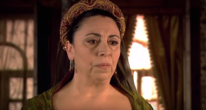 Дайе-хатун. Кадр из сериала «Великолепный век». Фото: открытые источники.