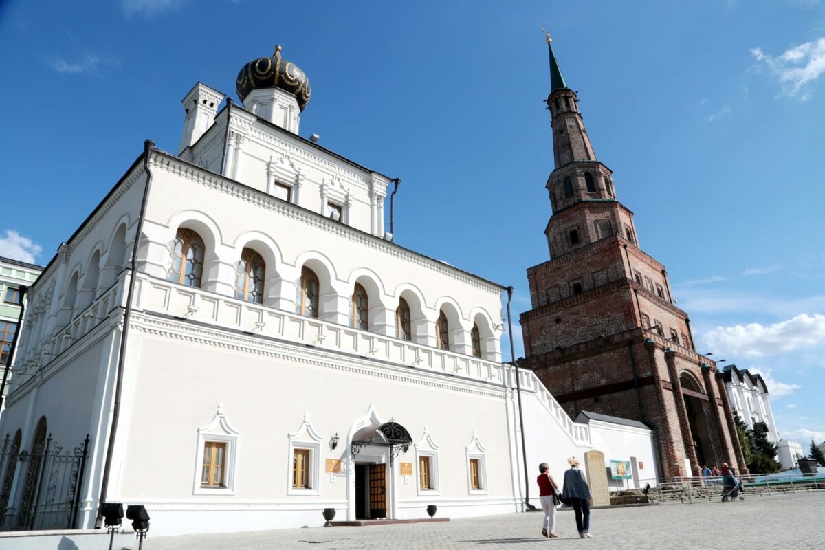 Здание музея истории государственности Татарстана. Источник: https://kazan-kremlin.ru/museums/muzej-istorii-gosudarstvennosti-tatarstana/