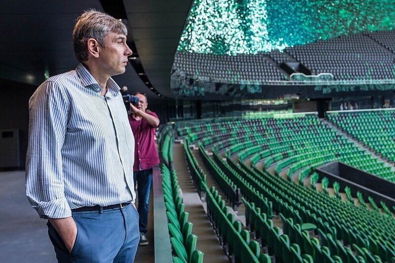 Сергей Галицкий на стадионе "Краснодар". Источник фото: sportengineering.ru 