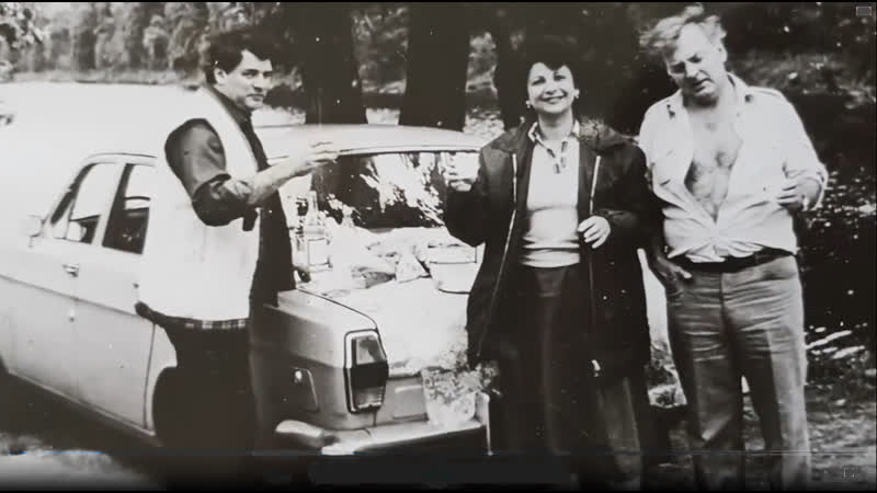  Купить новый личный автомобиль  в СССР могли себе позволить далеко не все советские актеры. Тогда это был предмет роскоши, а не средство передвижения, как сейчас.-8