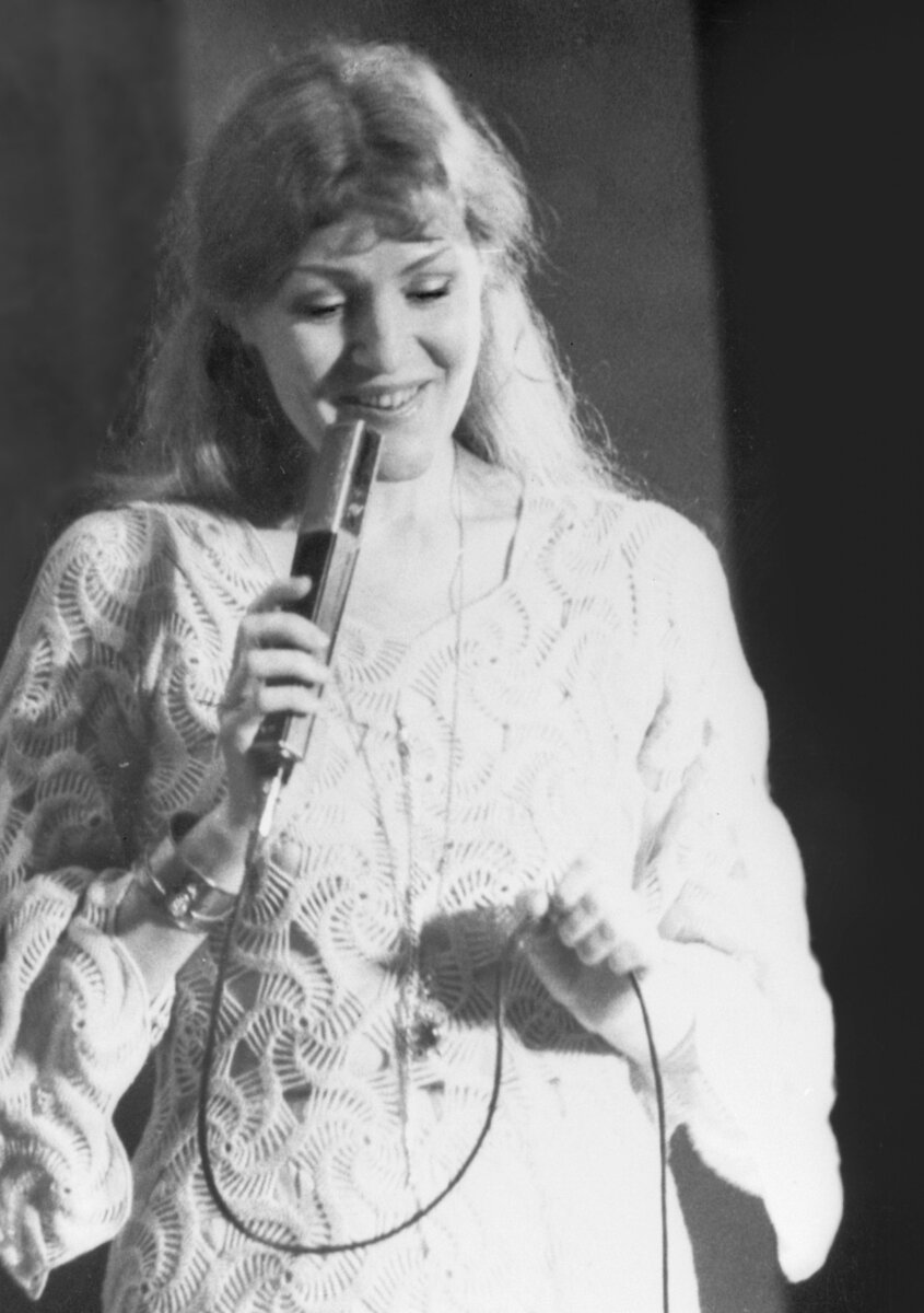 Анна Герман 10 февраля 1972 года ,концерт в ДК "Серп и Молот" , фото предоставлено Иваном Ильичевым