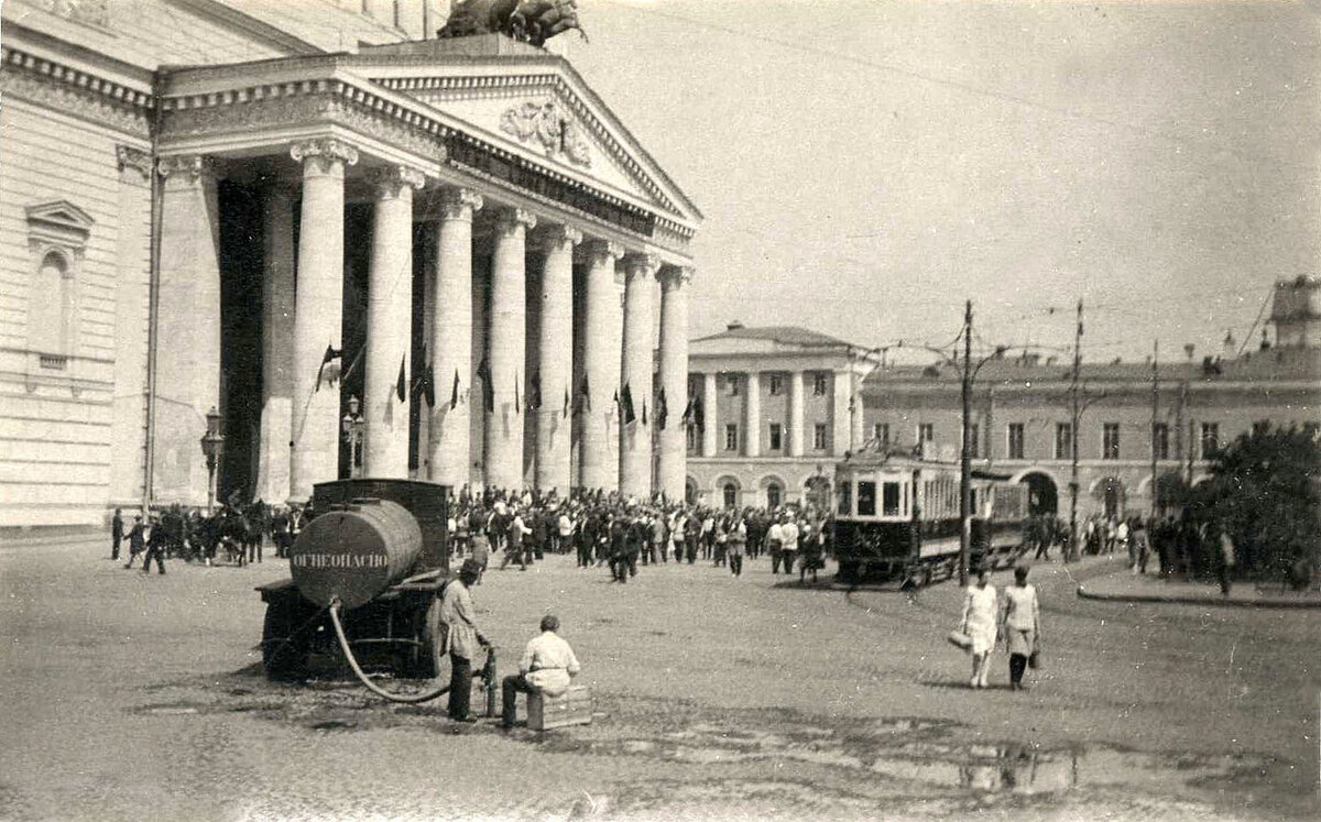 Театры в 1930 годы