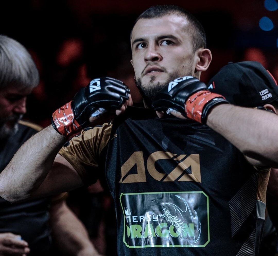 𝓤𝓵𝓽𝓲𝓶𝓪𝓽𝓮𝓕𝓲𝓰𝓱𝓽𝓲𝓷𝓰𝓒𝓱𝓪𝓶𝓹𝓲𝓸𝓷𝓼𝓱𝓲𝓹