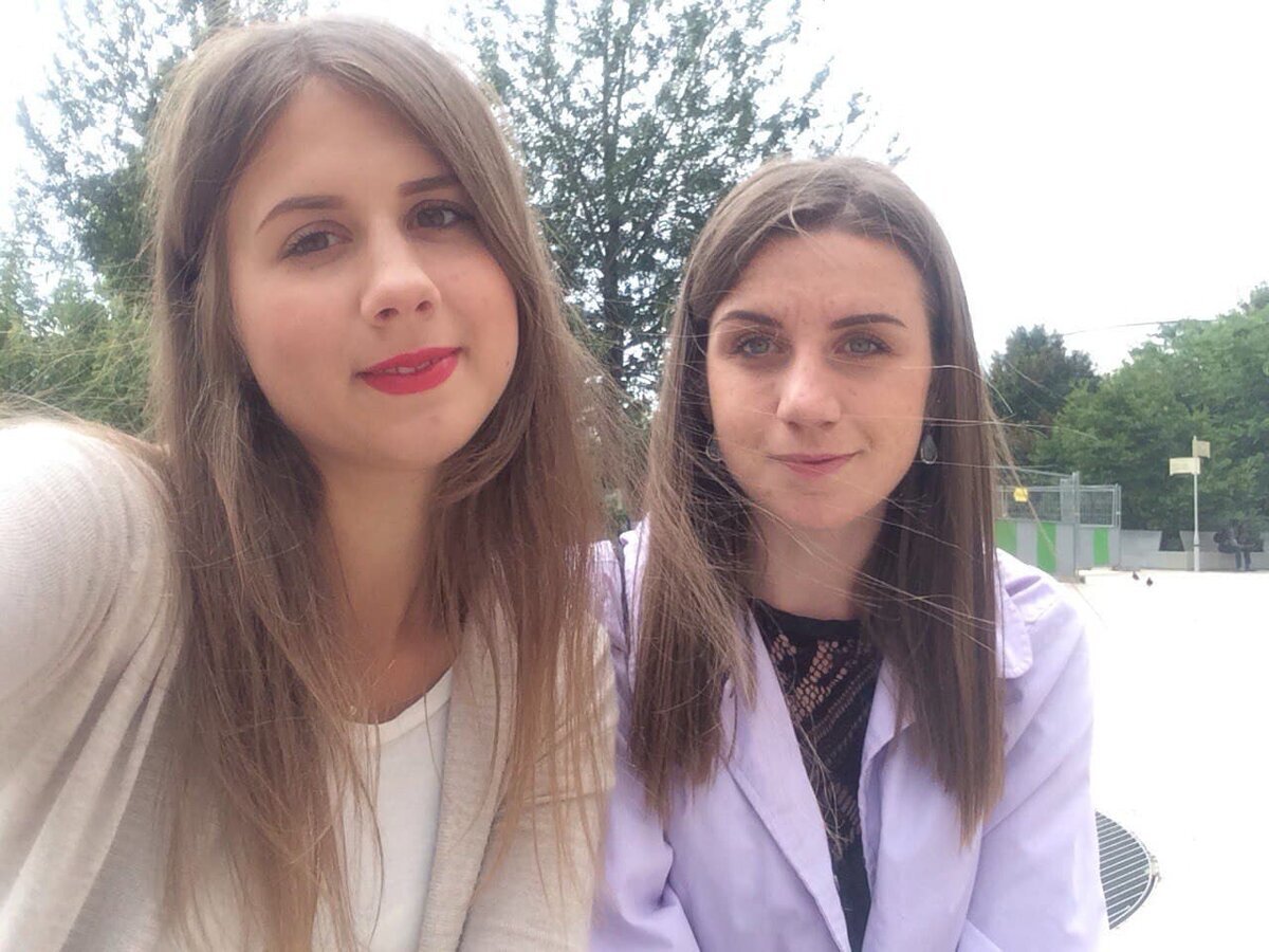 Мы с подругой :)