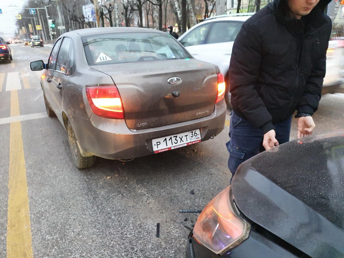 Попал в два ДТП подряд. Сколько мне заплатили по страховке в Росгосстрах |  Рентабельный мир Артёма: Путешествие к финансовой независимости | Дзен