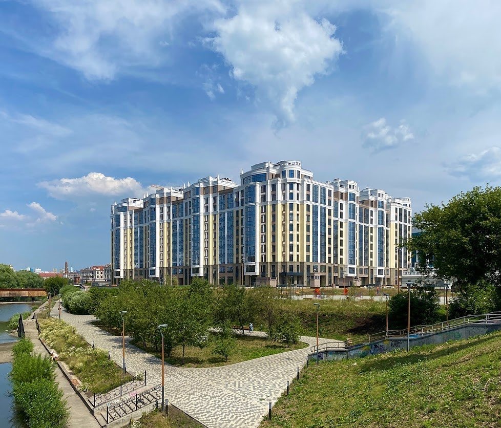 КД Ривьера на берегу Исети