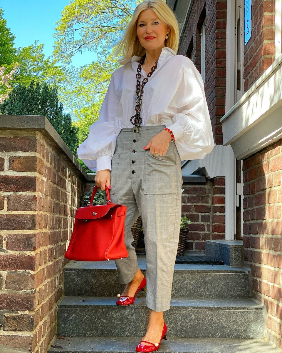 Деловой образ с брюками со стрелками. /Фото: i.pinimg.com