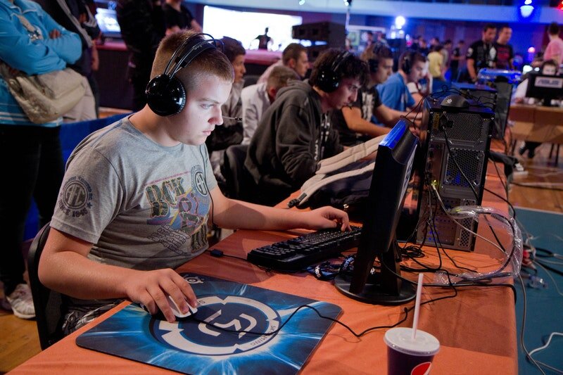 NiKo на Adepto BH Open 2011 с eu4ia