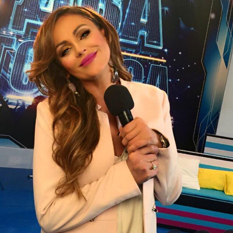 Юлия Началова