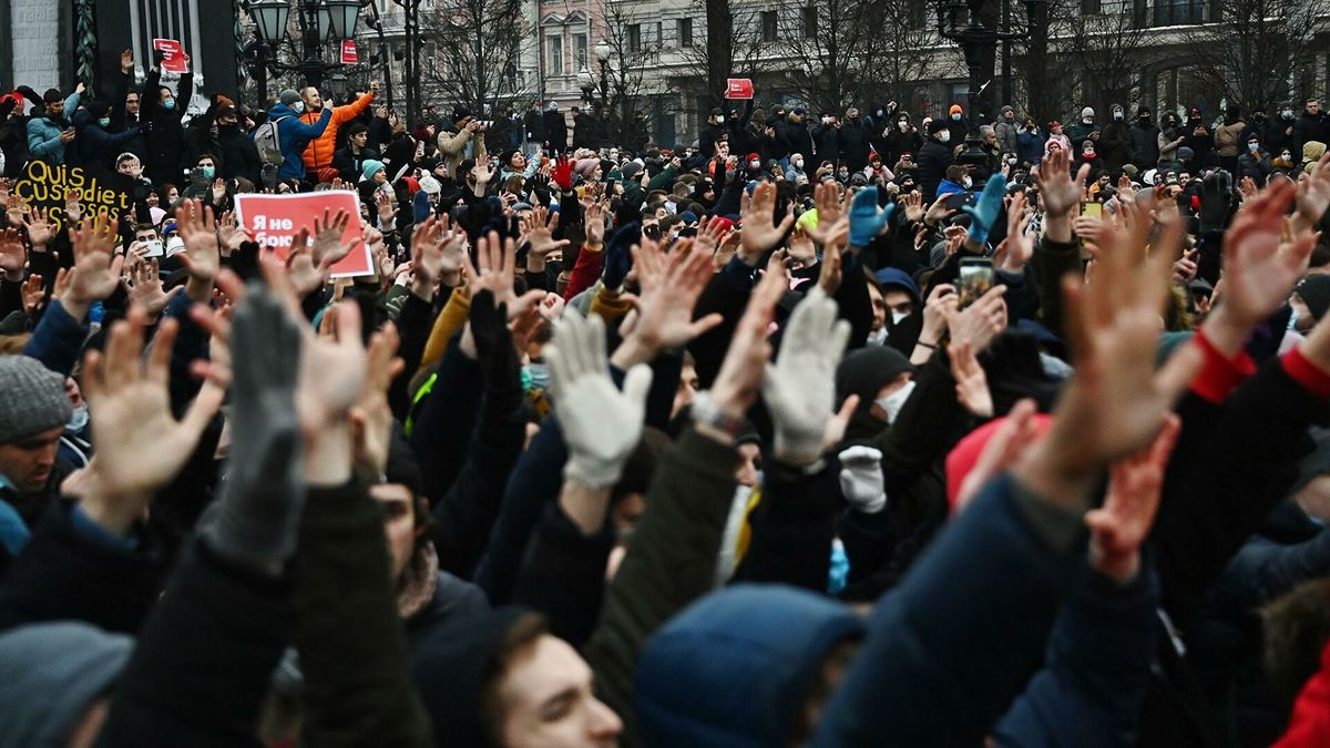 Протесты в Москве 23 января 2021. Митинги в Москве 2021. Митинги в Москве за Навального в январе 2021. Протесты в России. Толпа участников митинга