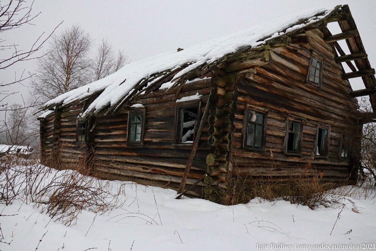 Деревня середняков. Деревня середняков. Изба крестьянина-середняка из с. Дом крестьянина в суздале. Изба крестьянина середняка суздаль.