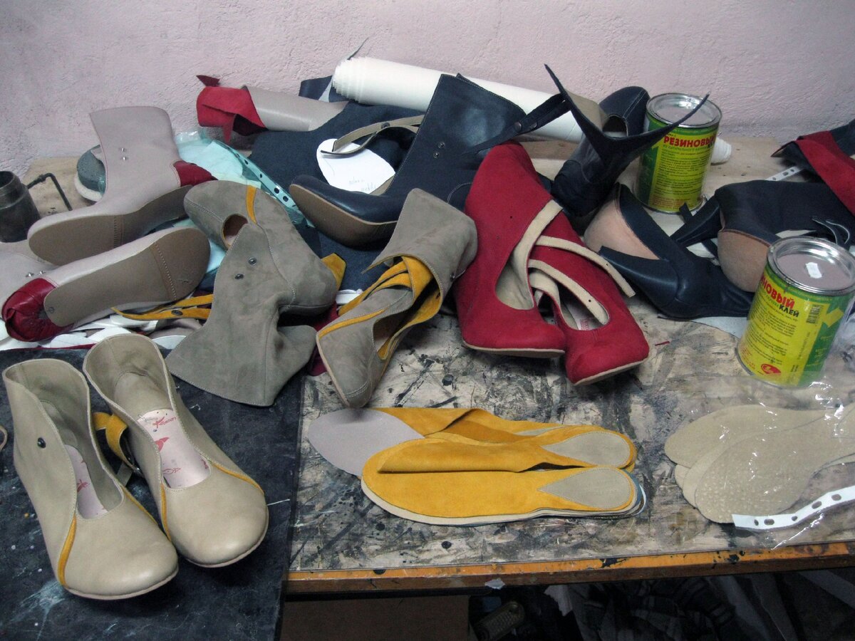 Заготовки обуви для коллекции Pavo Creations (личный архив 2012 г.)