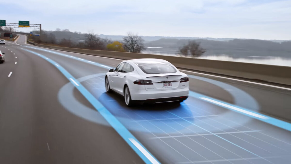 Кадр взят из официального видео Tesla: https://youtu.be/jWreyC2l-dw