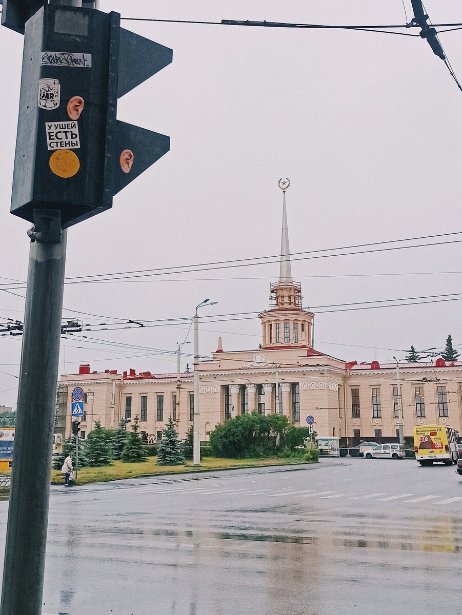 Здание ж/д вокзала г. Петрозаводск