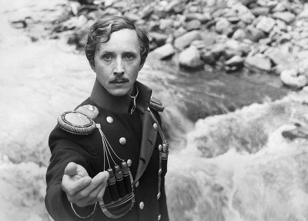 Кадр из фильма "Лермонтов" взят для иллюстрации из Яндекс Картинки.