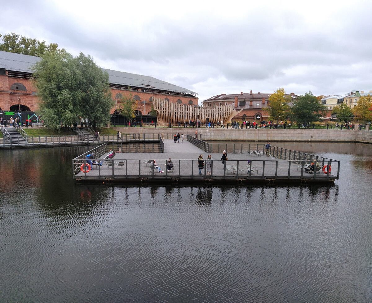 Новая Голландия. Фото сделано автором. 