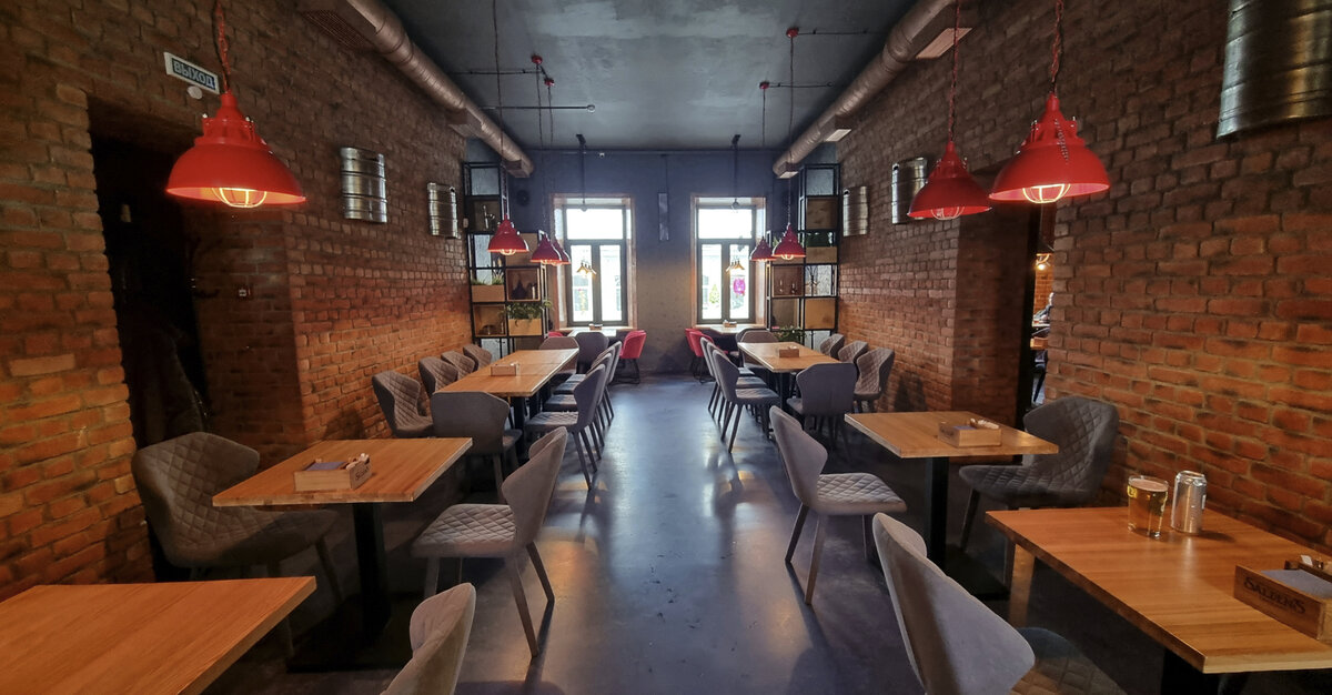 "Salden's Taphouse", малый зал