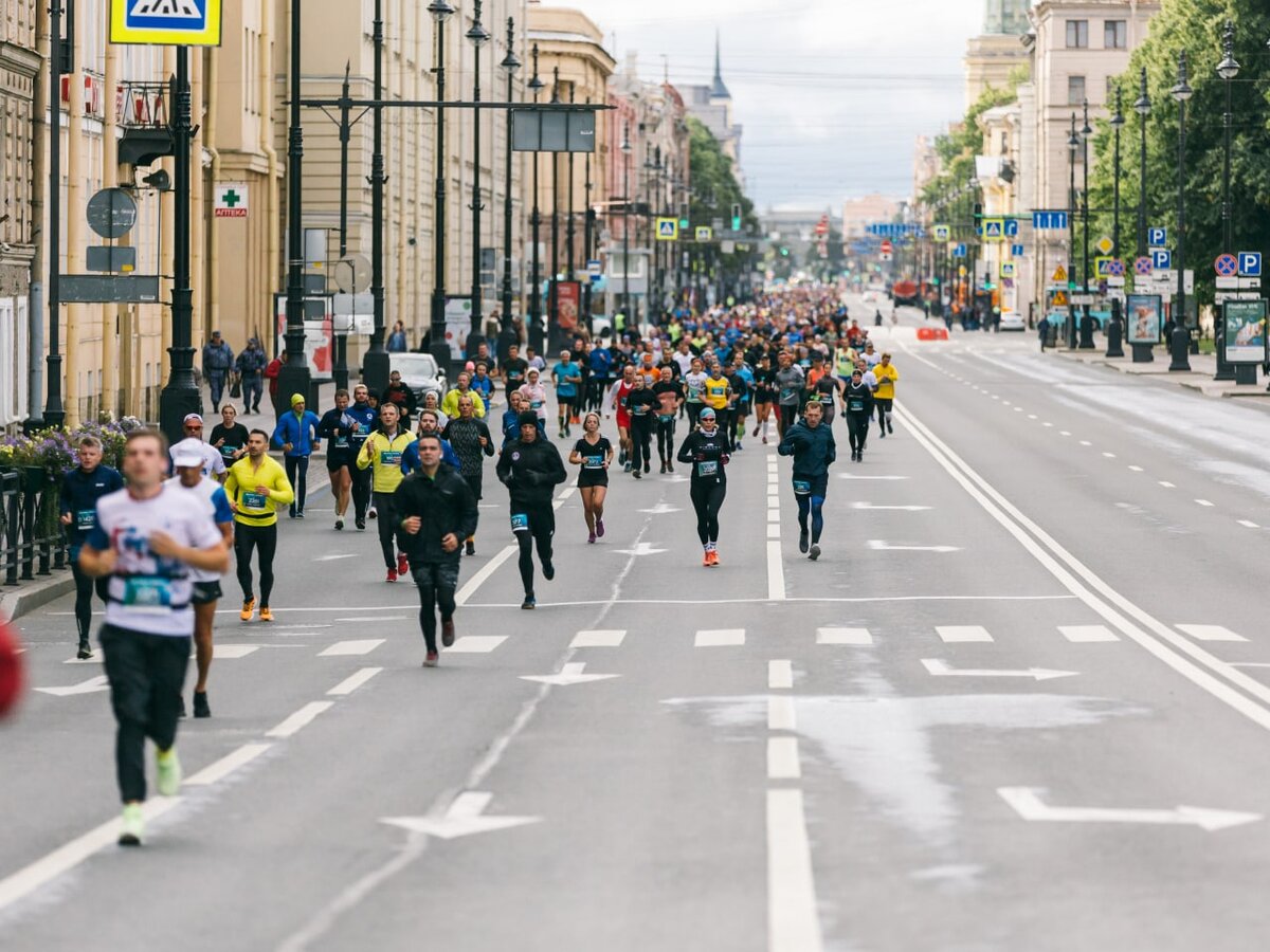 Прямую трансляцию легкоатлетического марафона PushkinRun провела компания  Tele2 | Газета.СПб новости Gazeta.Spb.Ru | Дзен