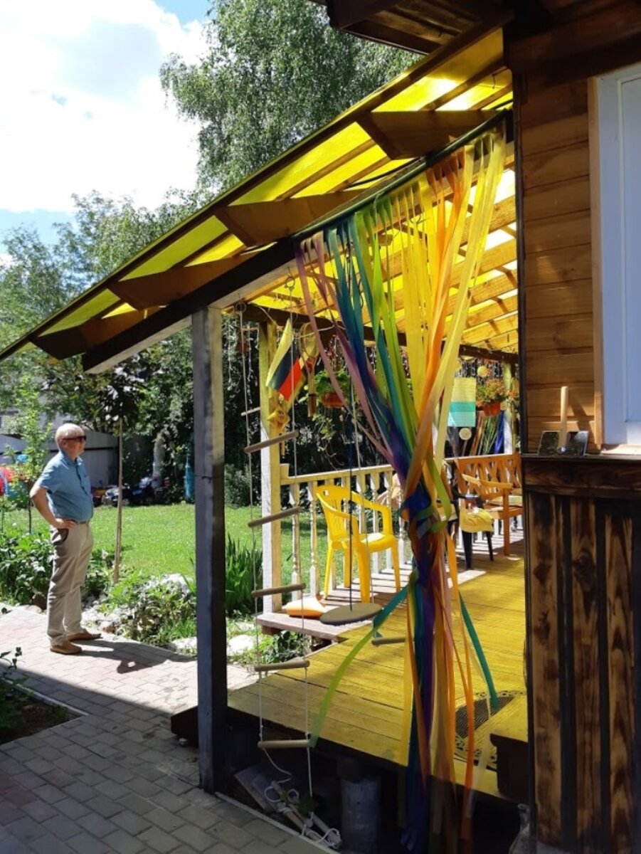 Прораб оценивает фронт работы.