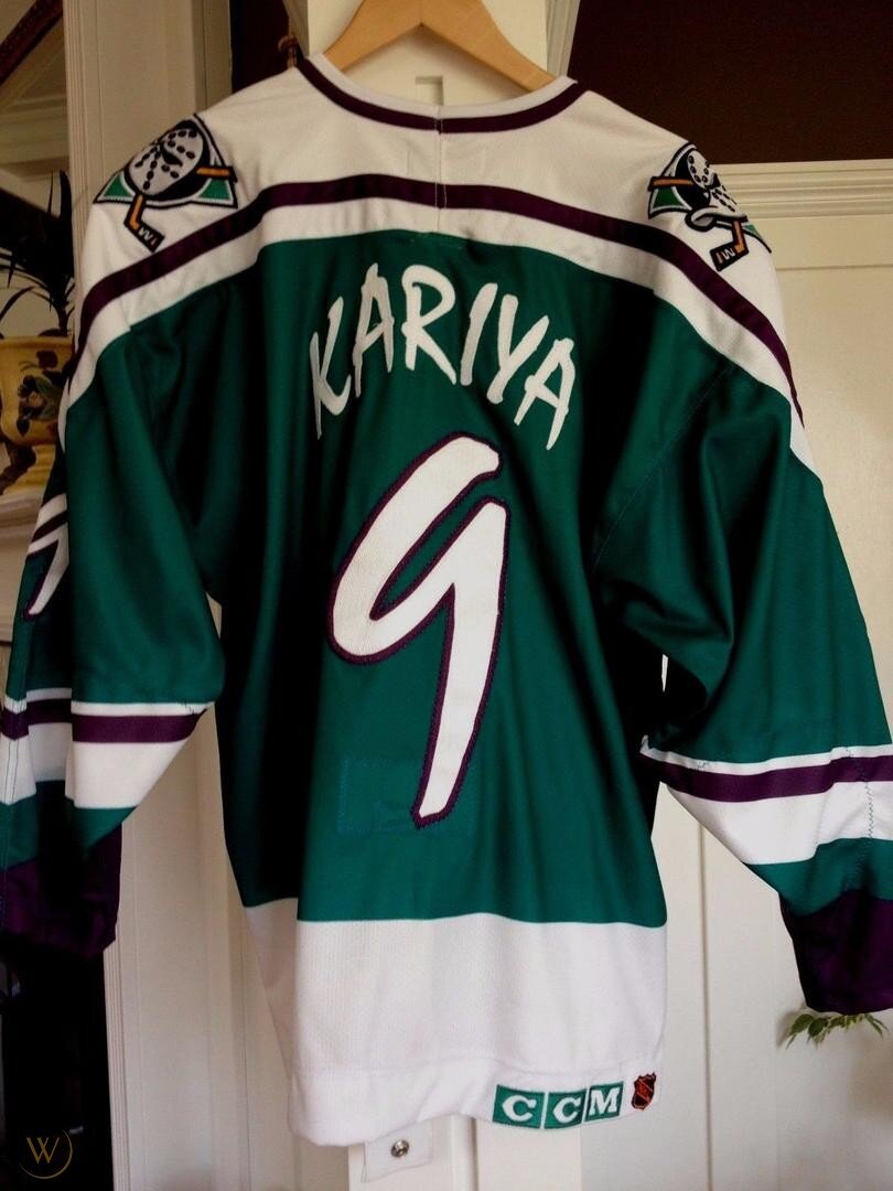 Попробуй прочитай. Да, это №9, Пол Кария