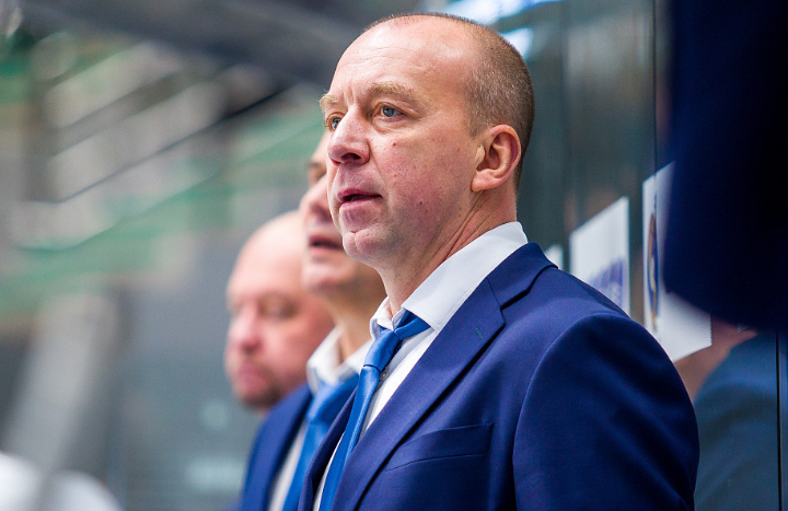 Новый главный тренер "Локомотива" Андрей Скабелка. Фото: khl.ru