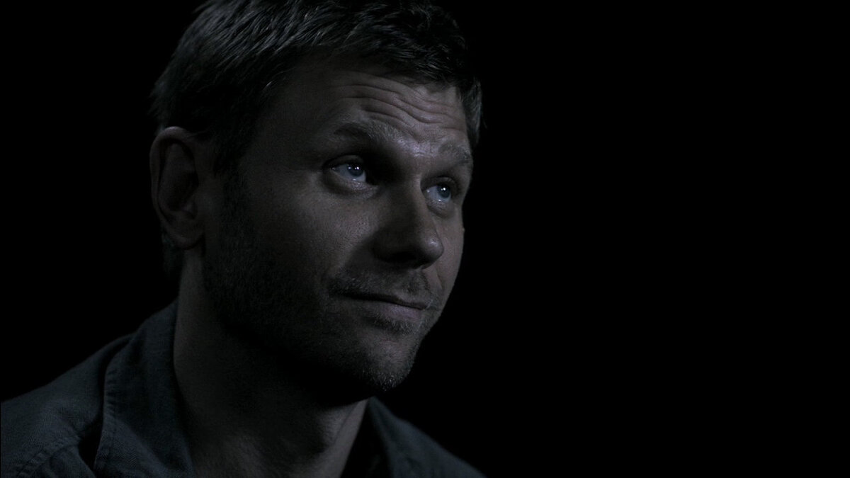 Источник: http://images2.fanpop.com/image/photos/11700000/5-03-Free-to-Be-You-and-Me-Screencaps-lucifer-11716666-1280-720.jpg