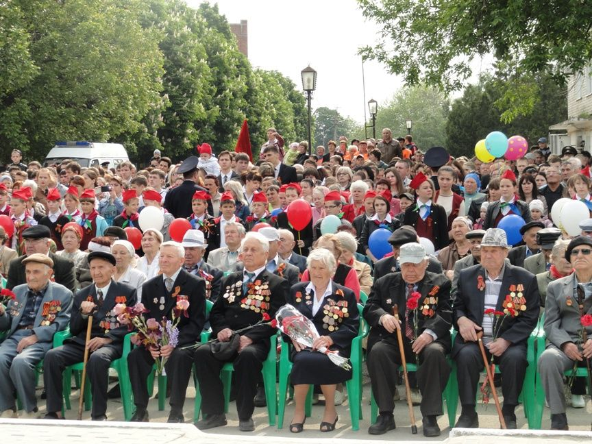 Рп 5 усть лабинск. 9 Мая в Усть-Лабинске. Парад Победы Усть Лабинск. Парад 9 мая в Лабинске. Парад 9 мая в Усть- Лабинска.