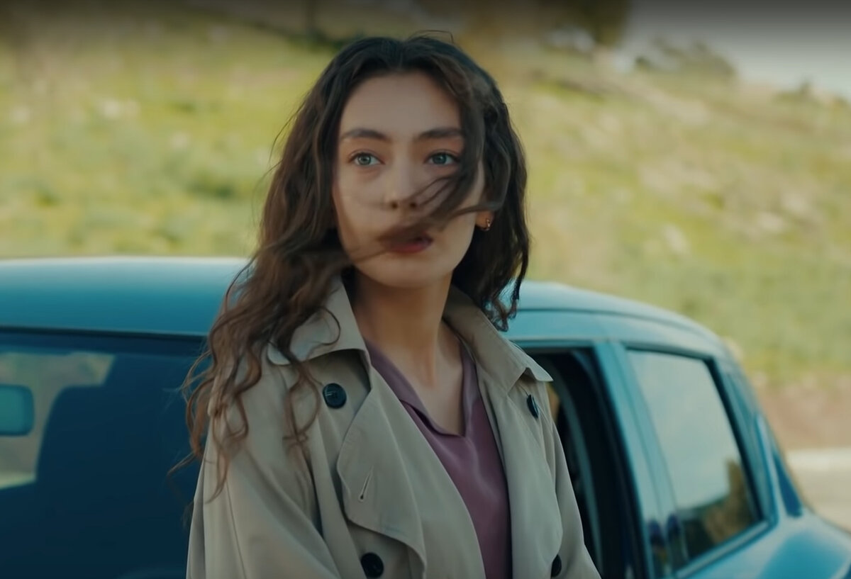 Кадр из фильма "Дочь посла"