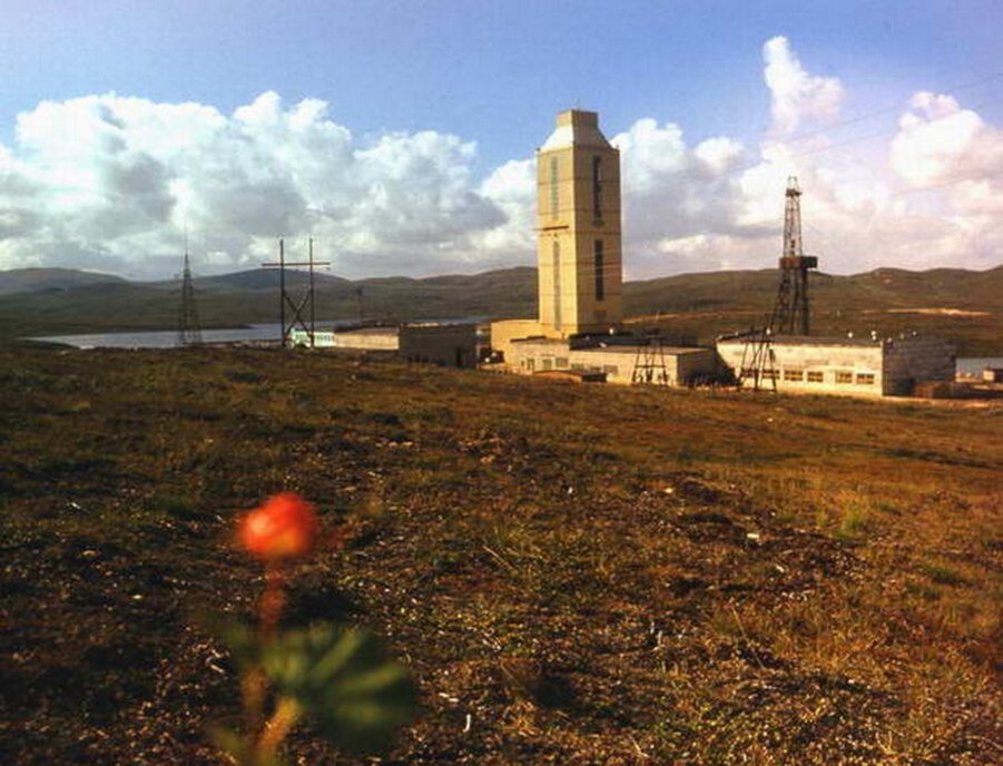 Самая глубокая скважина в мире фото