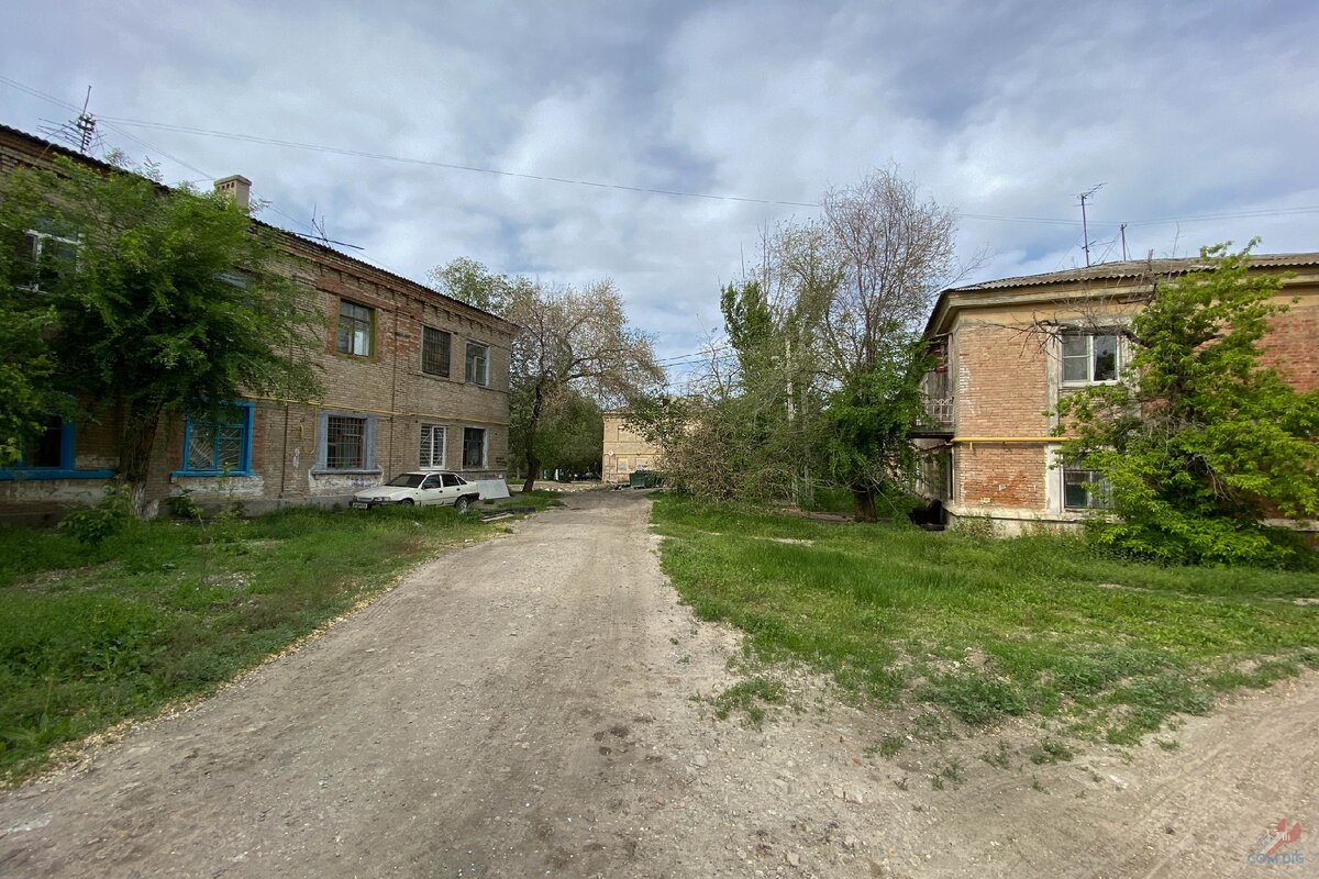 Двор.
