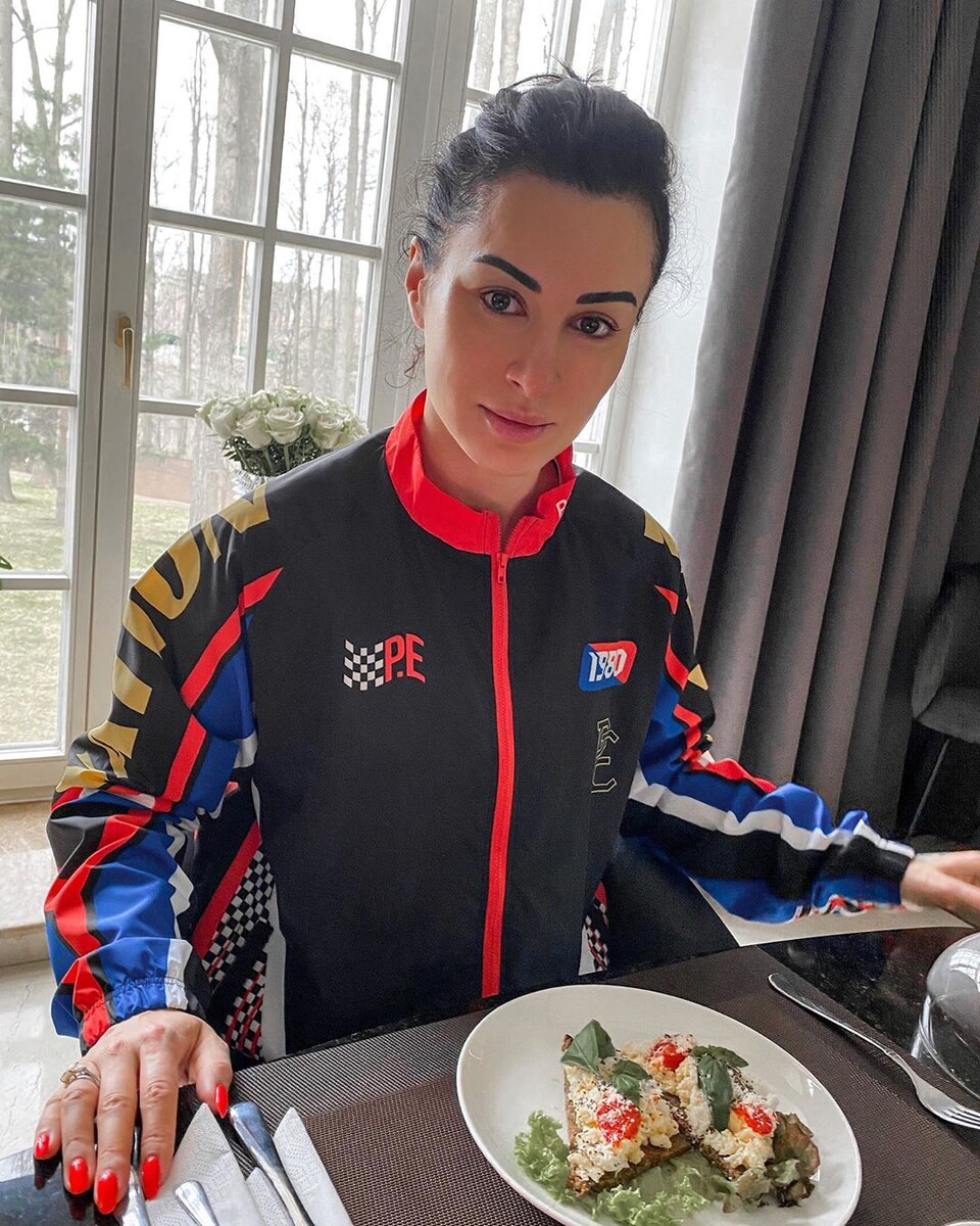 Источник: https://www.instagram.com/tina_kandelaki/ 