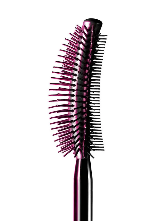 Взято с сайта https://www.cosmo.ru/beauty/makeup/kistochka-dlya-tushi-kak-ee-pravilno-vybrat-pod-tip-resnic/