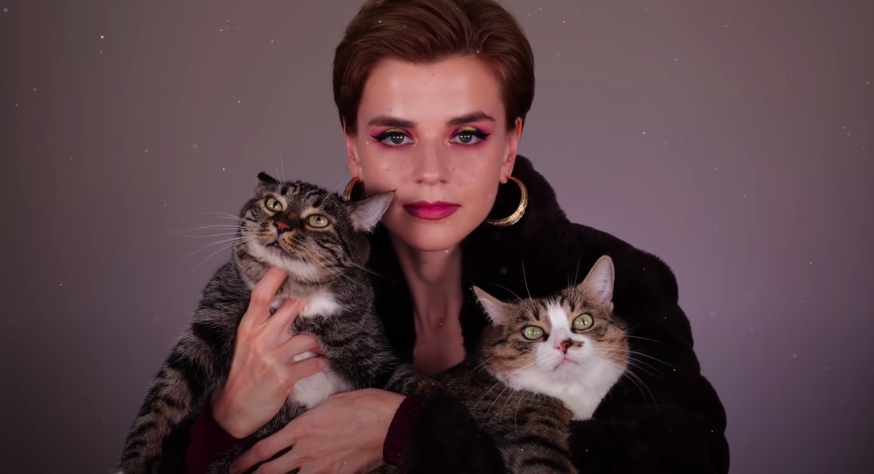 Источник фото: RedAutumn / Видео: "ДИКИЕ БЬЮТИ БОКСЫ! 😱НОВАЯ КРЫГИНА, COSMOPOLITAN и BEAUTYINSIDER | Как это дарить?"