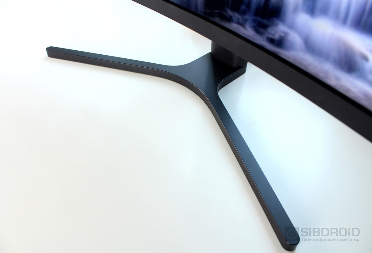 Xiaomi mi surface curved display 34. Кронштейн для Xiaomi surface 34. Монитор Xiaomi 2к вилка. Монитор Xiaomi 34 винт для подставки. Кронштейн для монитора Xiaomi.