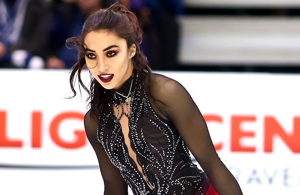 Какой взгляд! Настоящая Кармен)