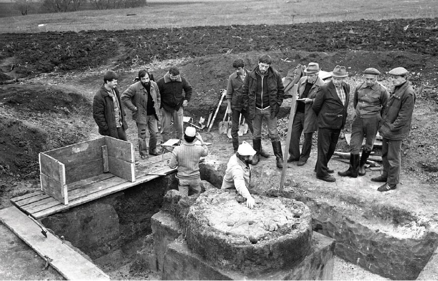 Группа ученых на Куликовом поле, сентябрь 1986 г. Фото: из архива  музея-заповедника "Куликово поле"