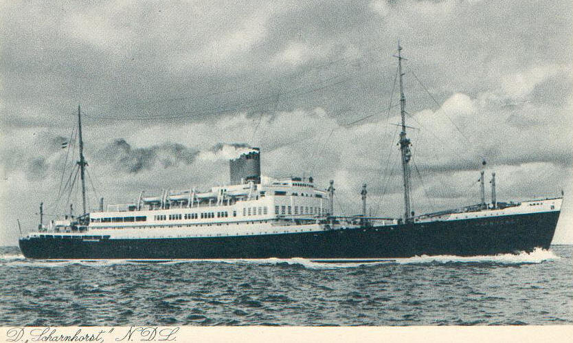 Океанский лайнер "Шарнхорст"