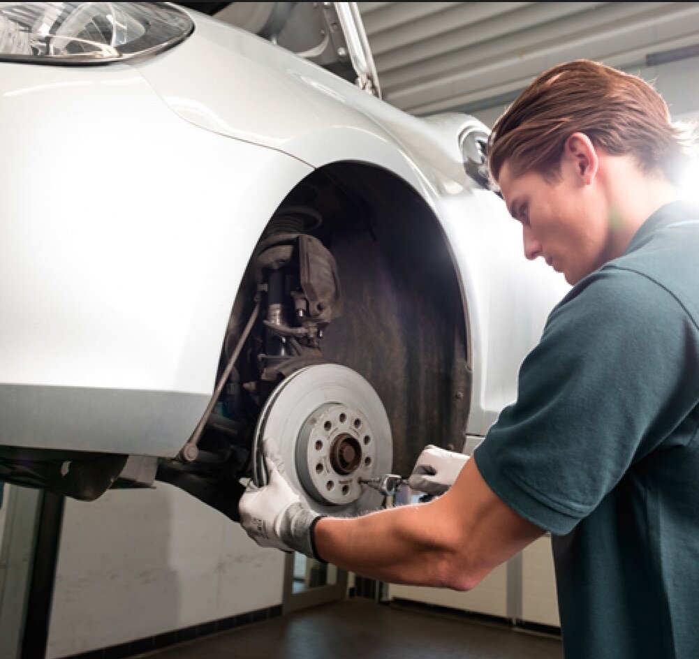 датчик абс гольф 4 1. тормозные колодки прадо 150. замена их на новые. передние тормоза уаз буханка. шиномонтаж шины.